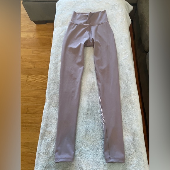 Adidas Believe This 2.0 Torch Light Leggings - Picture 2 of 11